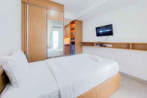 Homey and Enjoy Living Studio Apartment B Residence By Travelio